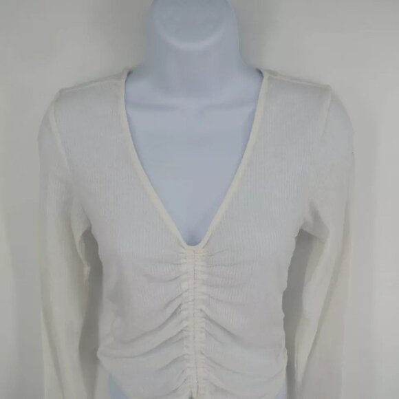 Ultra Flirt Ruched Rib Knit V-Neck Long Sleeve Top Medium White NWT $24 - Picture 2 of 4
